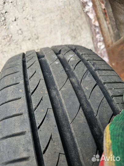 Tracmax X-Privilo TX3 225/45 R18 и 255/40 R18 99Y