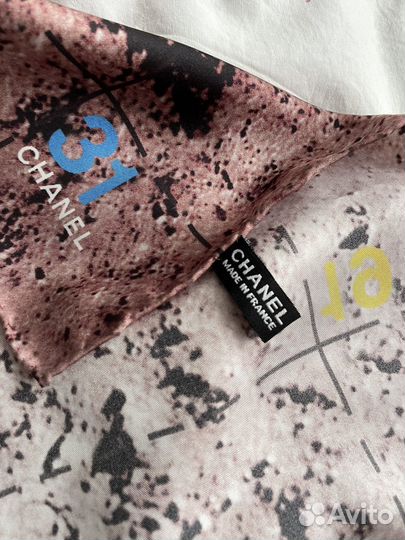 Шелковый платок Chanel