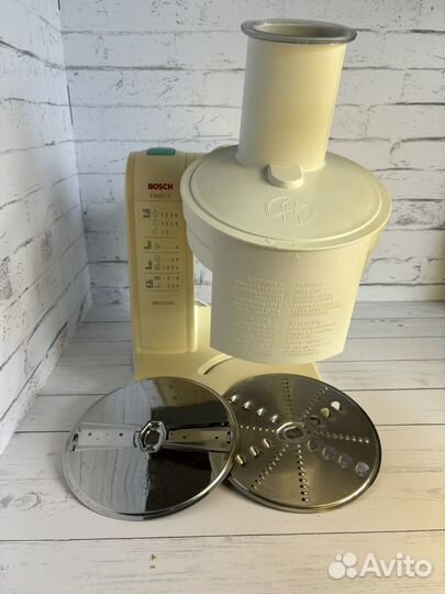 Кухонный комбайн Bosch Mum 4505