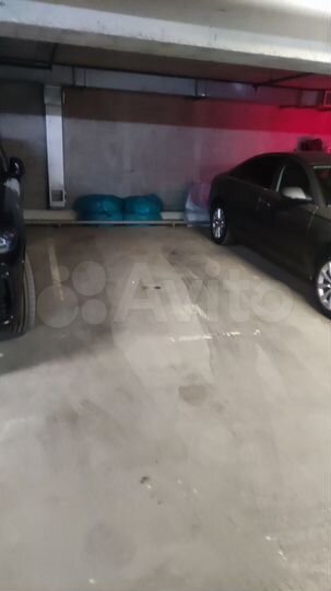 Машиноместо, 14 м²