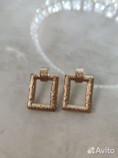 Серьги Dior.Новые