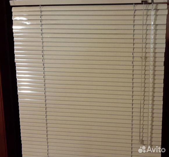 Жалюзи горизонтальные алюминиевые