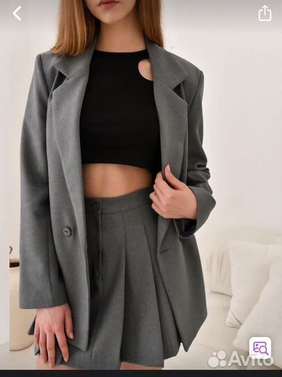 Костюм женский двойка пиджак с юбкой