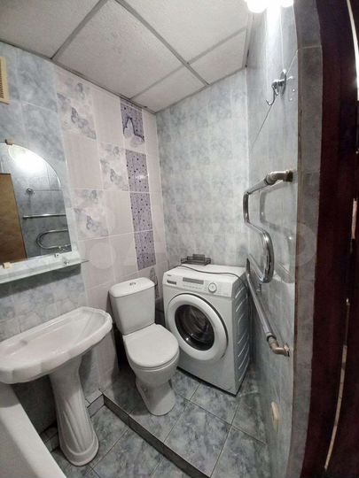 2-к. квартира, 47 м², 6/6 эт.