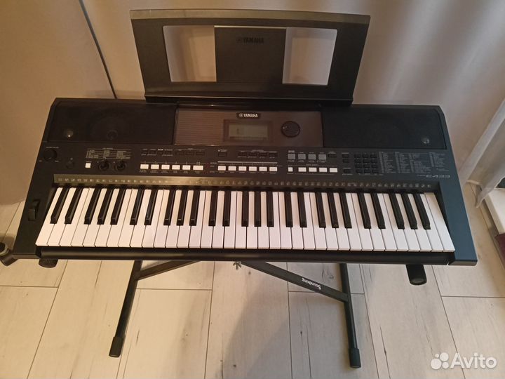 Синтезатор Yamaha PSR-E433