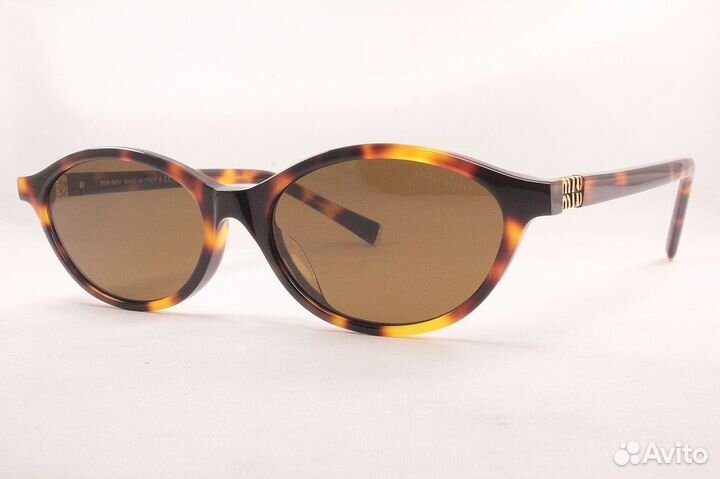 Солнцезащитные очки MIU MIU NEW