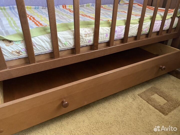 Кровать детская и матрац
