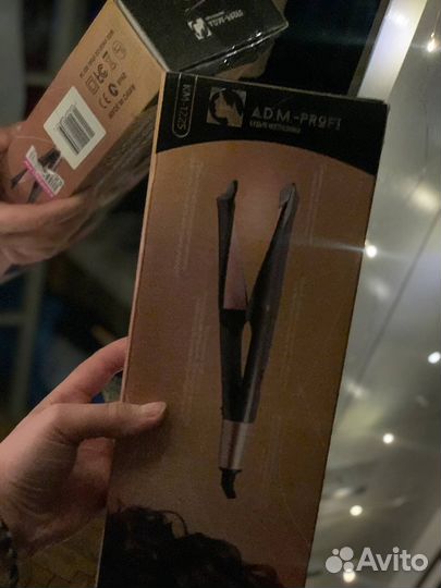 Профессиональный выпрямитель для волос новый