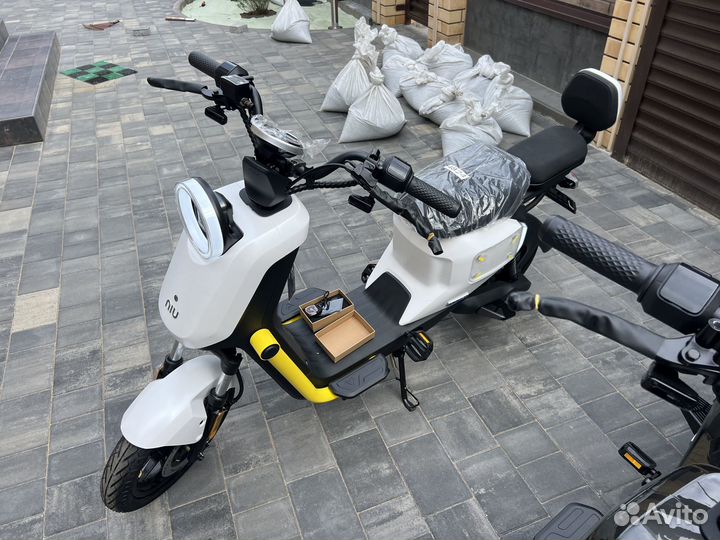 Электроскутер NIU UQi+ Sport New 2023