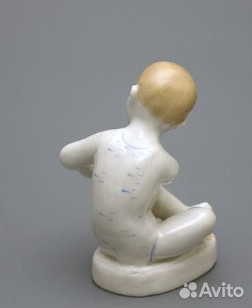Статуэтки СССР ребенок с рыбкой фарфор