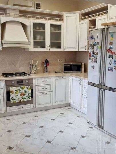 Дом 285 м² на участке 14,5 сот.