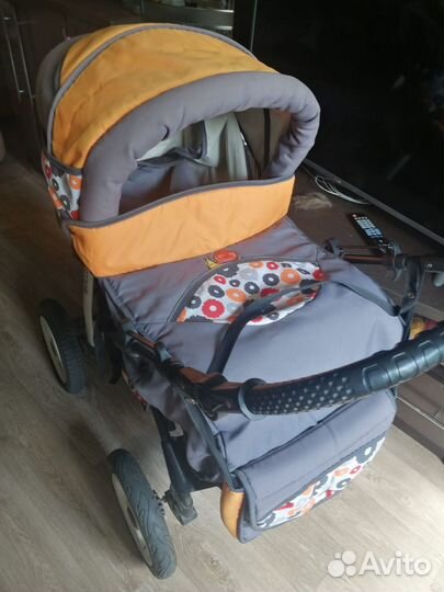 Продам детскую коляску