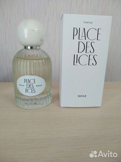 Place des lices Sicile парф. вода