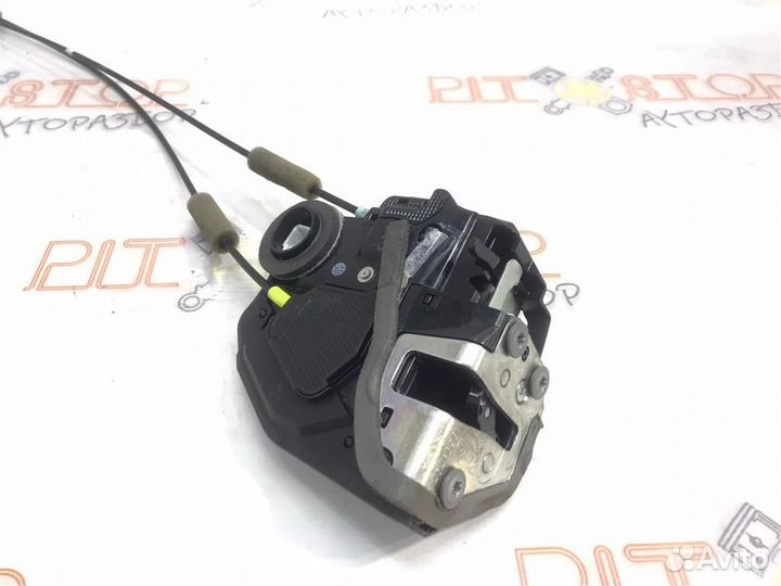 Замок двери задний левый Toyota Camry (ACV40,GSV4