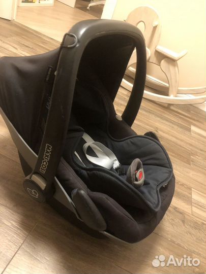 Автолюлька Maxi-Cosi Pebble 0+