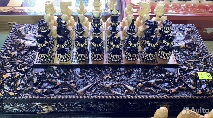 Шахматы нарды шашки 3 в 1 ручной работы