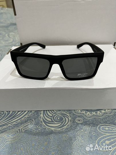 Очки emporio armani