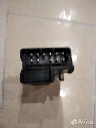 Реле свечей накаливания на бмв Х5 Е 53
