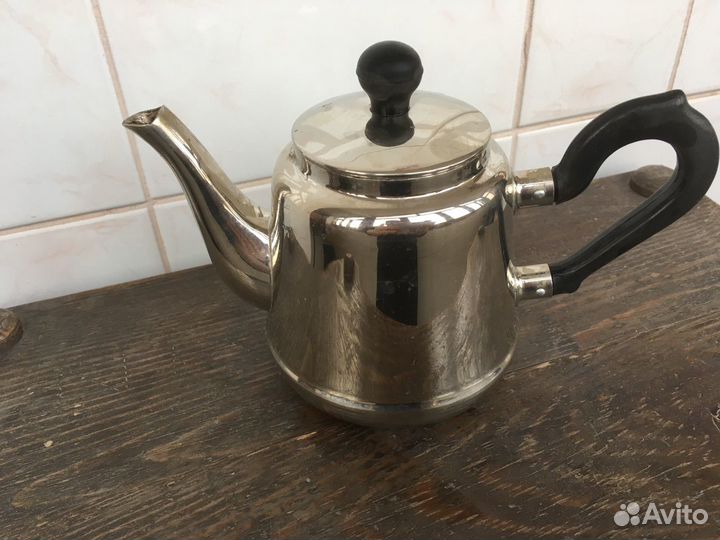 Чайники заварочные разных времен