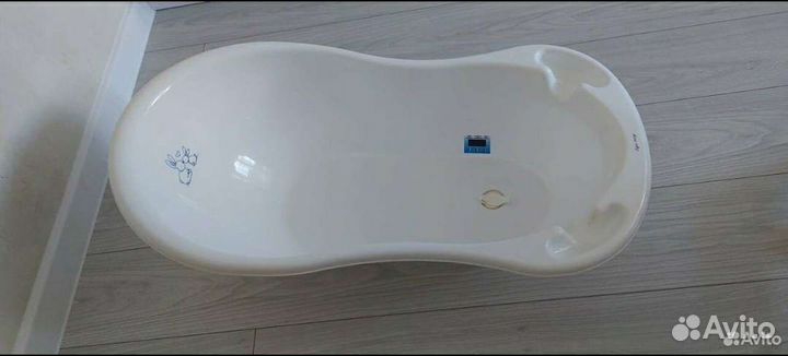 Ванночка для купания с горкой