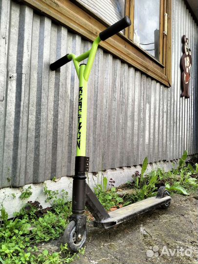 Трюковой самокат