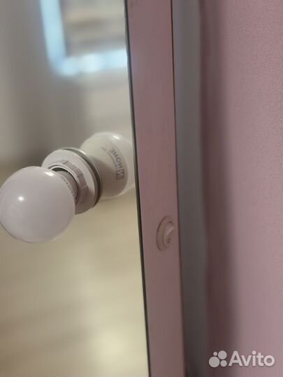 Зеркало гримерное напольное