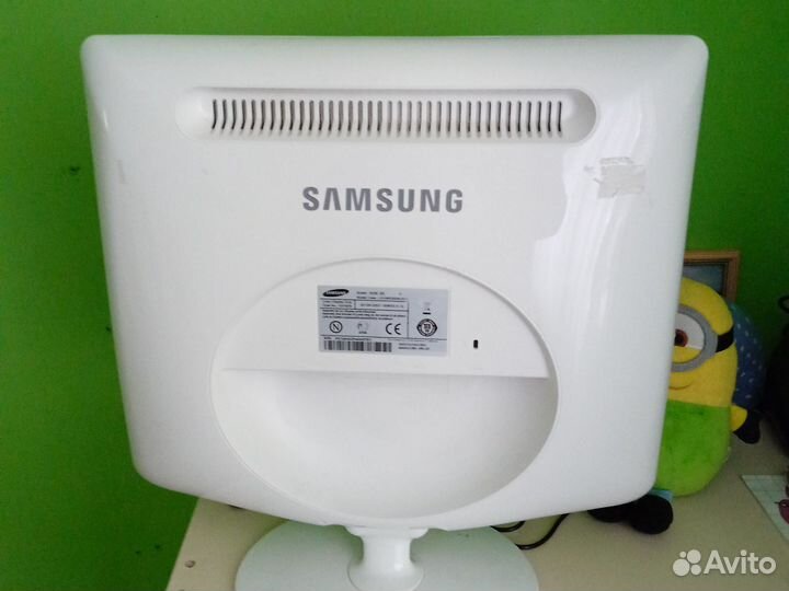 Монитор Samsung syncmaster 932B