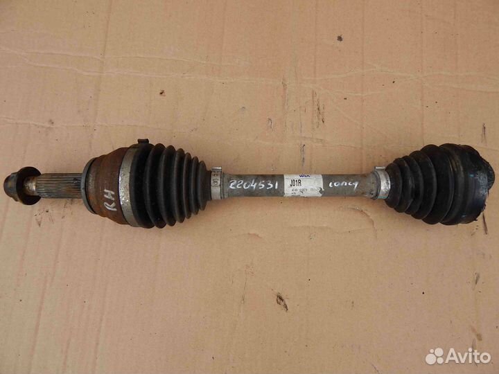 Полуось передняя левая (приводной вал, шрус) Hyund