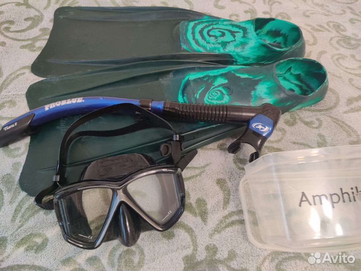 Ласты, маска и трубка для дайвинга