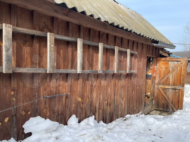 Дом 52 м² на участке 4 сот.