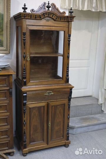 Горка, витрина, буфет