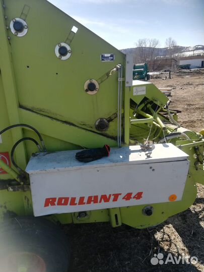 Пресс-подборщик Claas Rollant 44, 1994