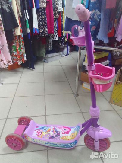 Самокат детский трехколесный