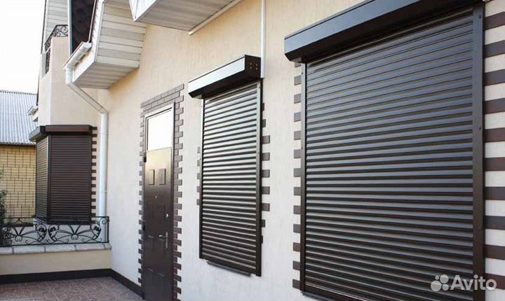 Рольставни белые и коричневые