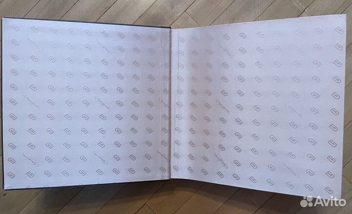 Фотоальбом новый кожа 35x35см 60л. Италия