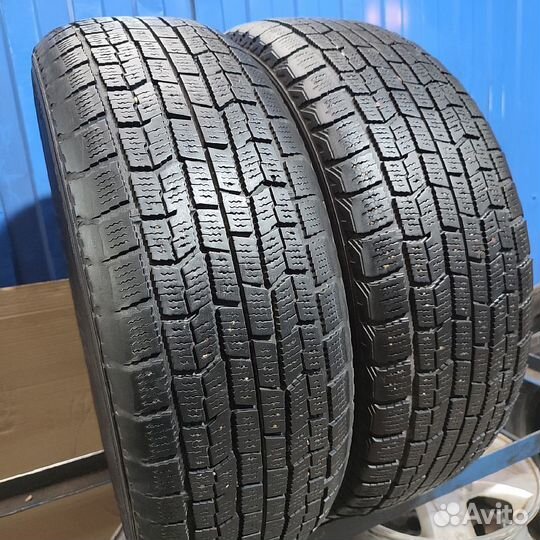 Goodyear Ice Navi Zea 215/65 R16