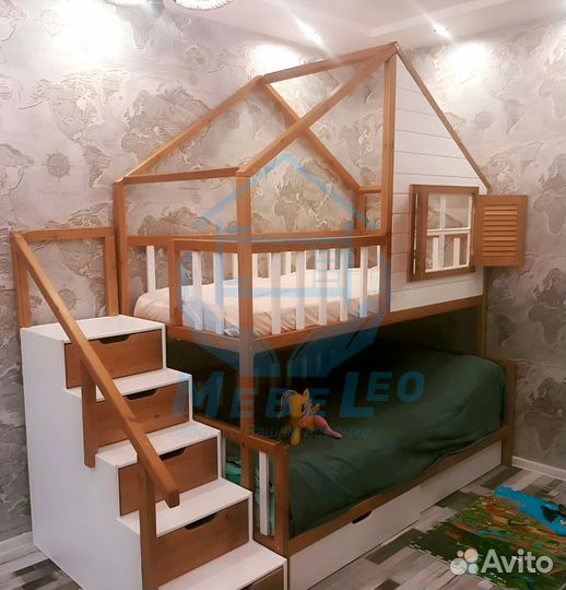 Двухъярусная кровать