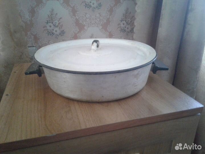 Кастрюли, сотейник,сковородки, таз и др