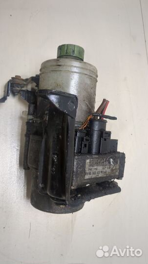 Насос усилителя руля Volkswagen Polo