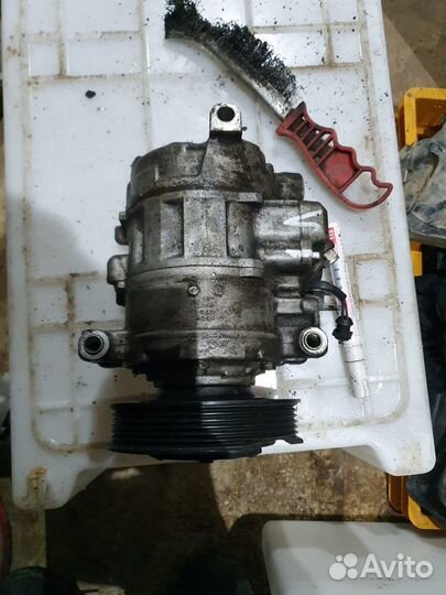 Компрессор кондиционера Audi A8 D4