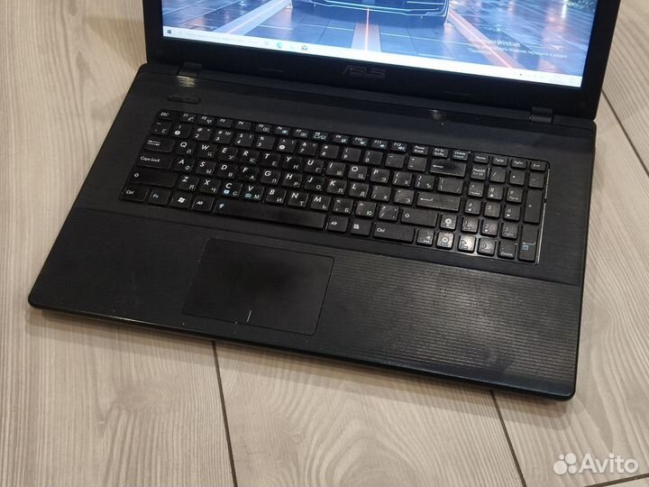 Большой Asus 17.3