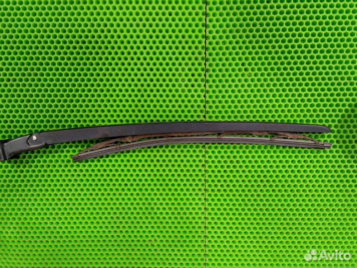 Поводок стеклоочистителя задний Land Rover Range