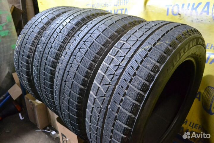 Bridgestone Blizzak Revo GZ 205/60 R16
