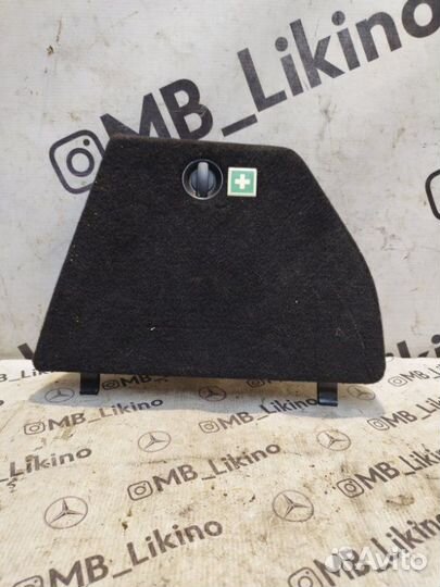 Крышка обшивка багажника левая Mercedes Gl X164