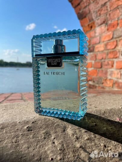 Туалетная вода Versace Eau Fraiche