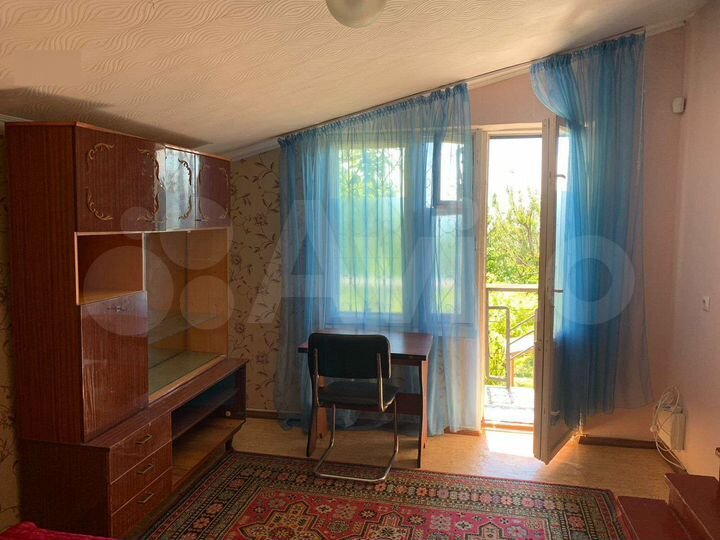 Комната 15 м² в 3-к., 2/2 эт.