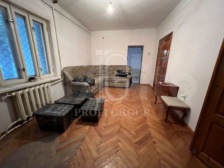 4-к. квартира, 100 м², 1/2 эт.
