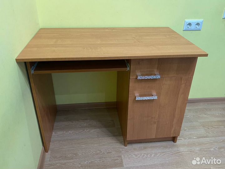 Офисная мебель бу столы