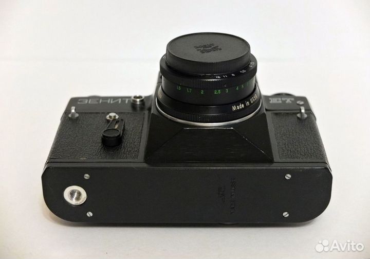 Зеркалка Зенит с объективом СССР