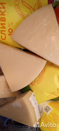 Торт, сыр для животных